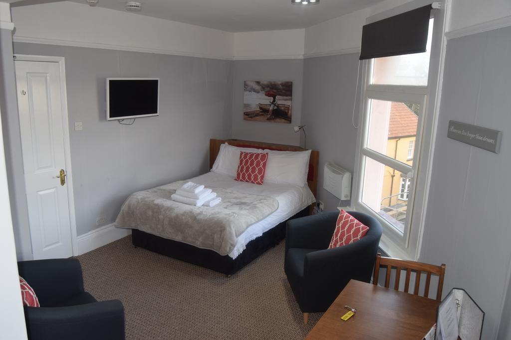 돌리시 The Blenheim B&B 외부 사진