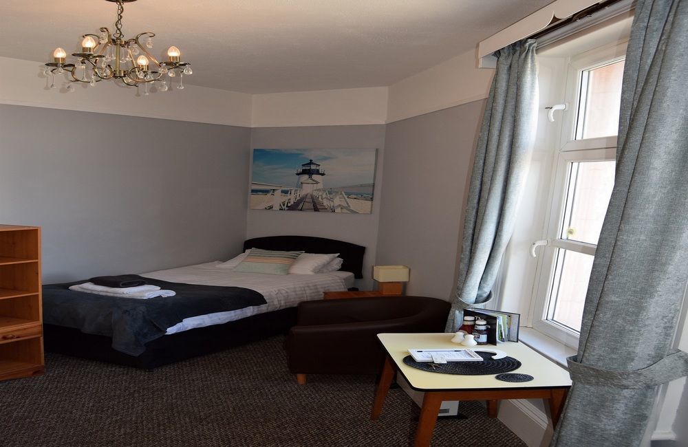 돌리시 The Blenheim B&B 외부 사진