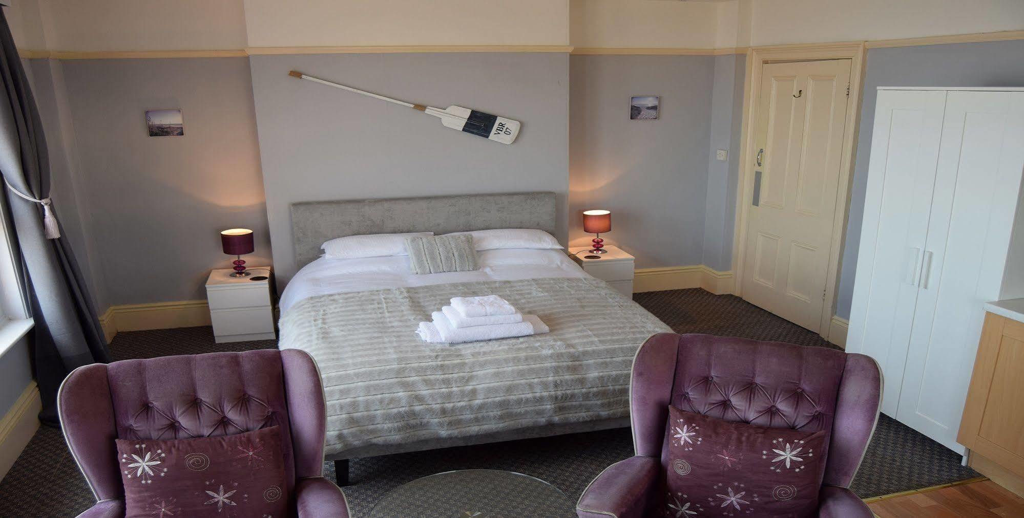 돌리시 The Blenheim B&B 외부 사진