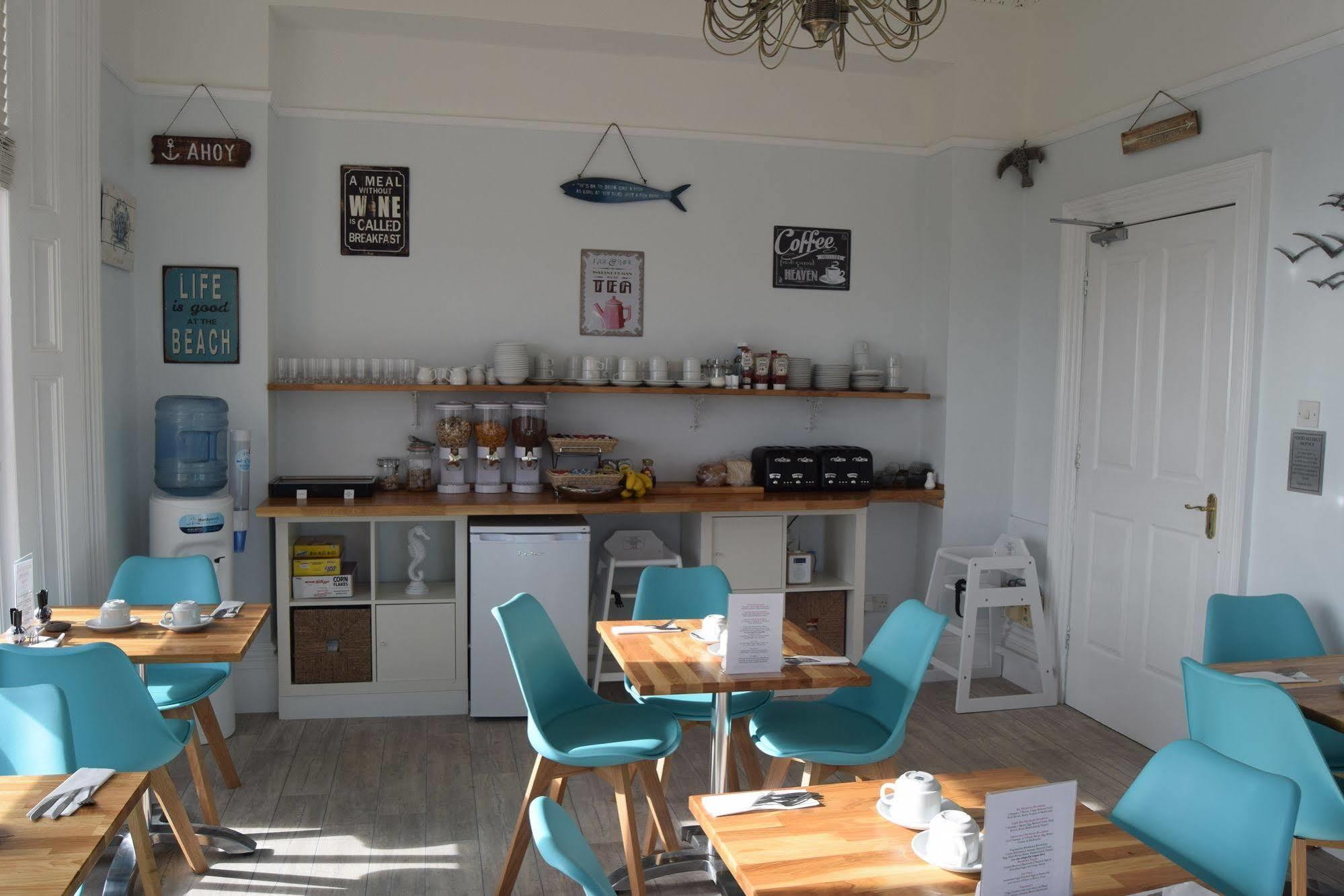 돌리시 The Blenheim B&B 외부 사진