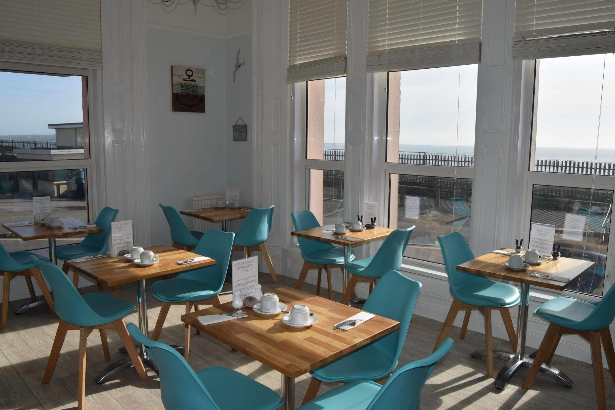 돌리시 The Blenheim B&B 외부 사진