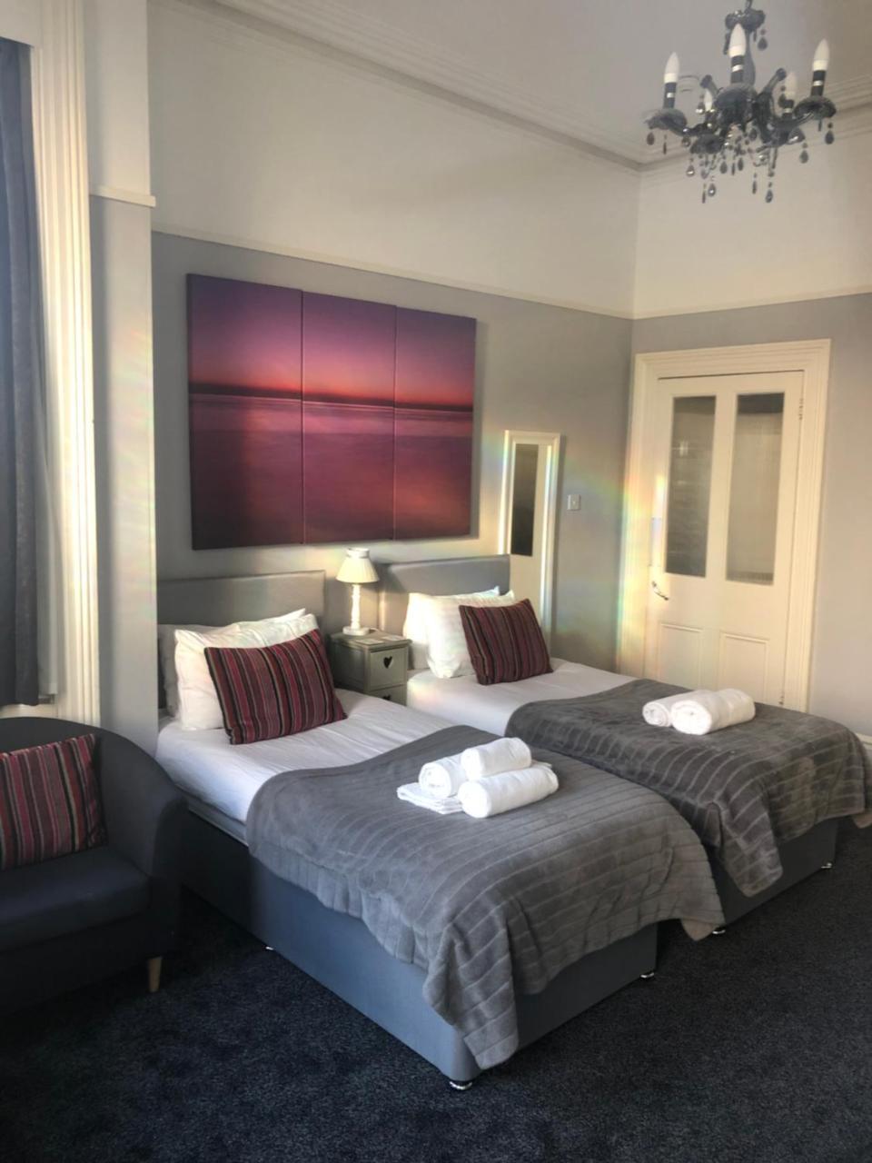 돌리시 The Blenheim B&B 외부 사진